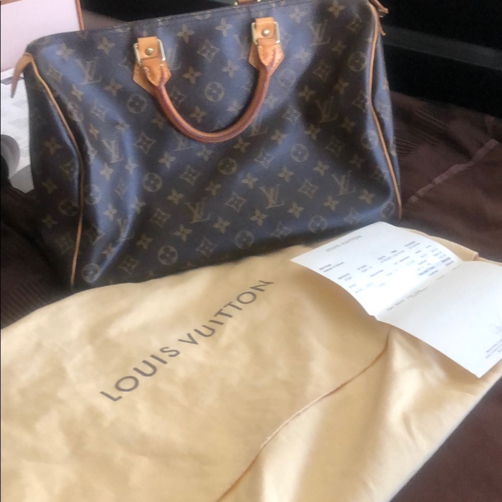 Louis Vuitton Speedy 30 with receipt and dust bag